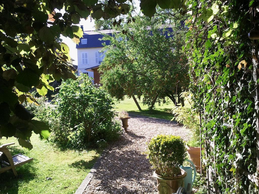 Au Fond Du Jardin Maison D'Hotes Hotel Saint-Saëns Szoba fotó