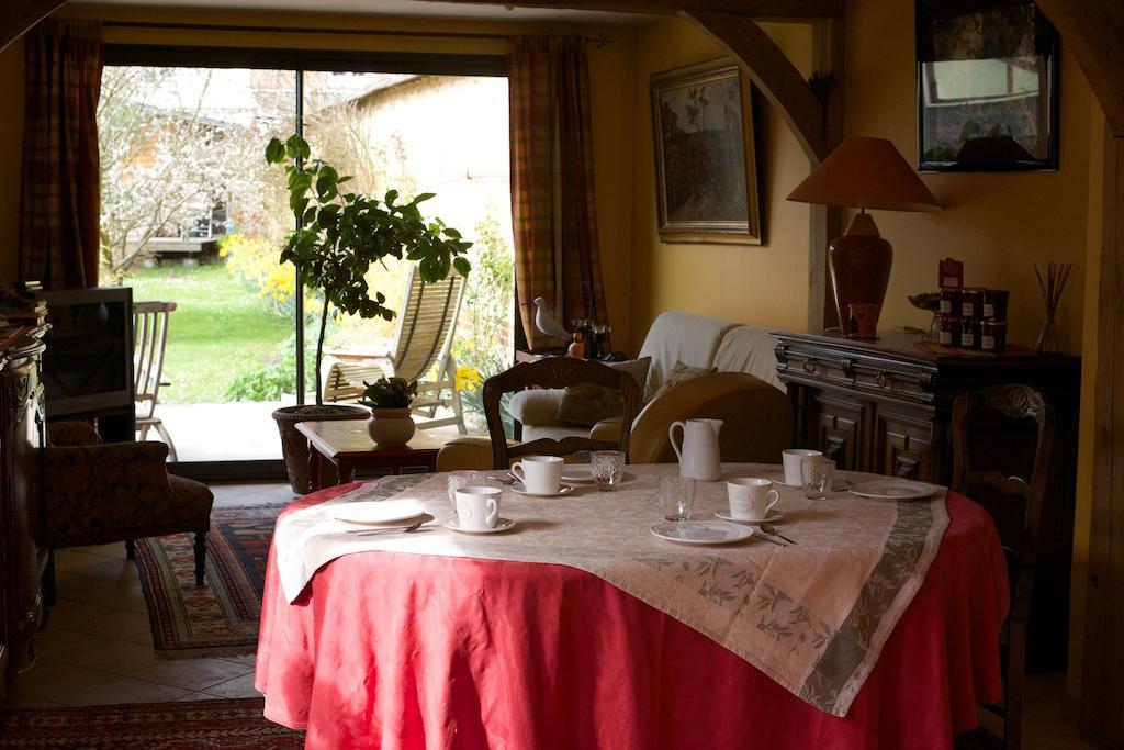 Au Fond Du Jardin Maison D'Hotes Hotel Saint-Saëns Szoba fotó